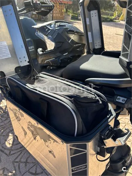 Triumph Tiger Explorer XC - Vista 16