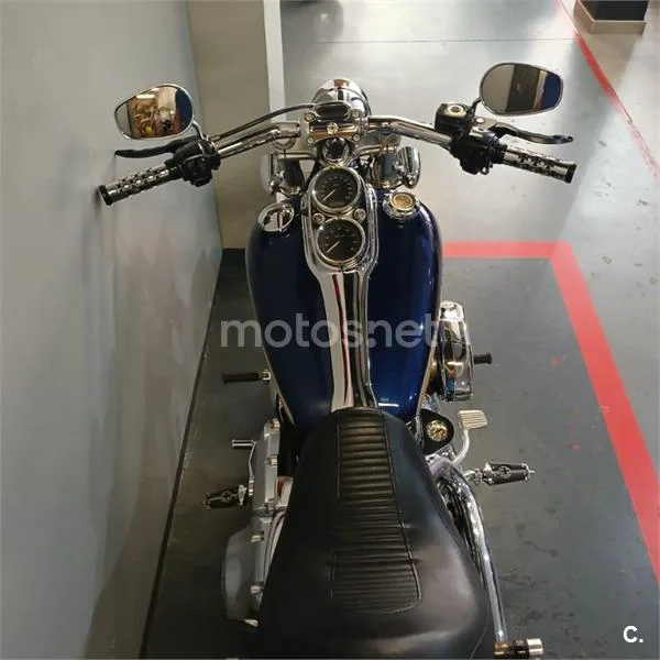 Harley-Davidson Dyna Low Rider – Vista 17