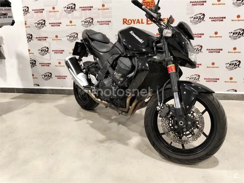 Kawasaki Z750 – Vista 14