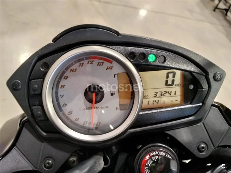 Kawasaki Z750 – Vista 7