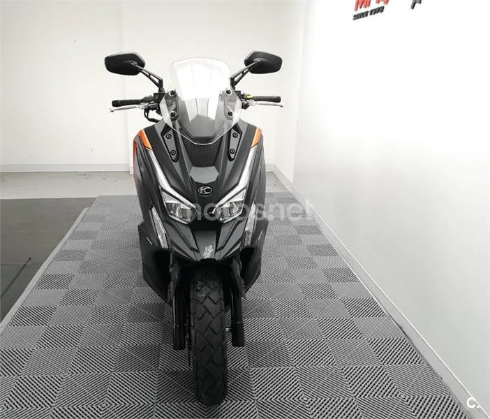 Kymco DTX 125 – Vista 3