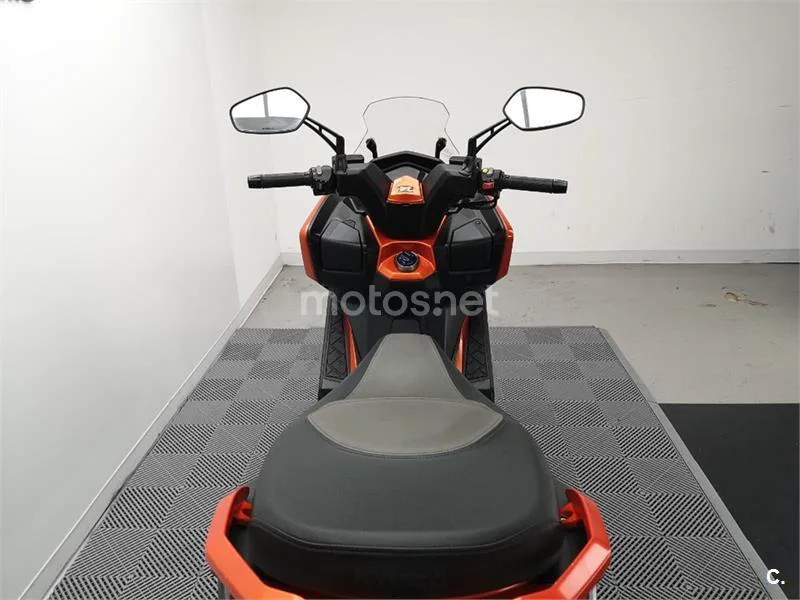 Kymco DTX 125 – Vista 7
