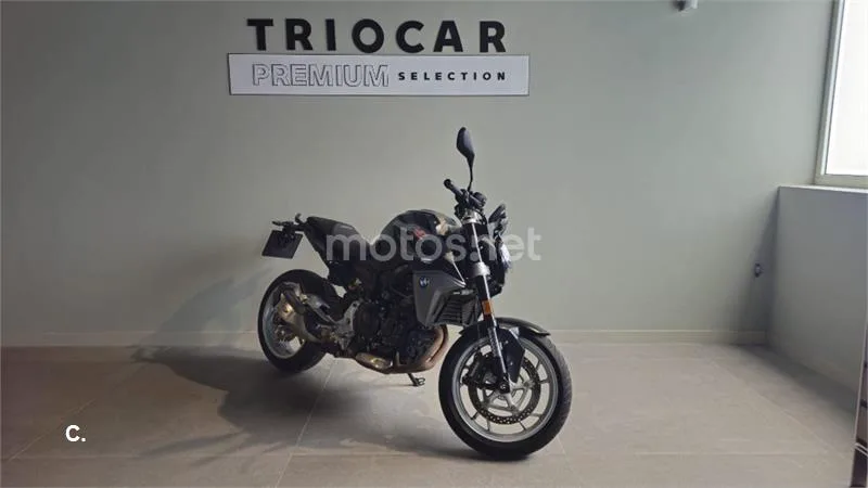 BMW F 900 R – Vista 4