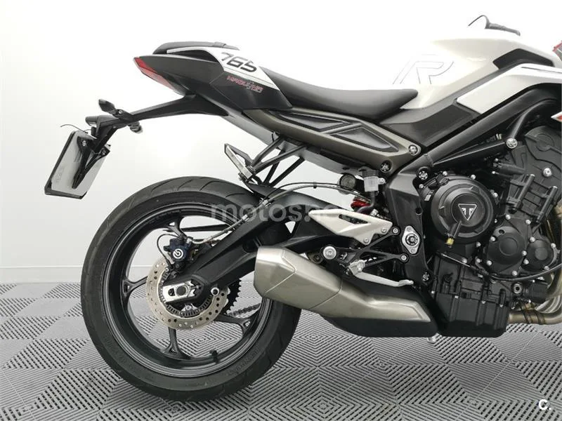 Triumph Street Triple 765 – Vista 5