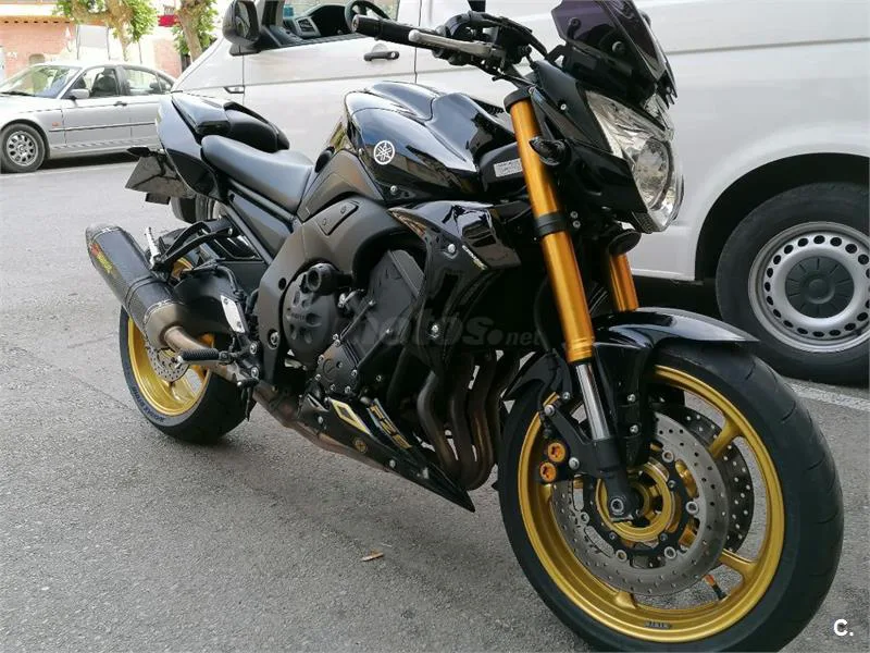 Yamaha FZ8 – Vista 5