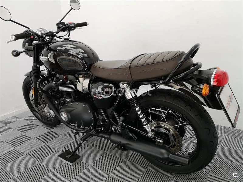 Triumph Bonneville T120 – Vista 18
