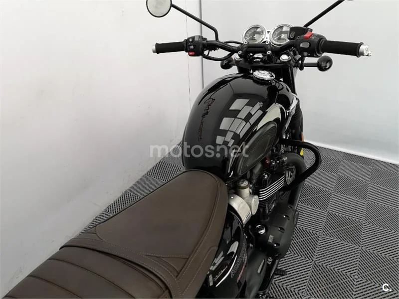 Triumph Bonneville T120 – Vista 7