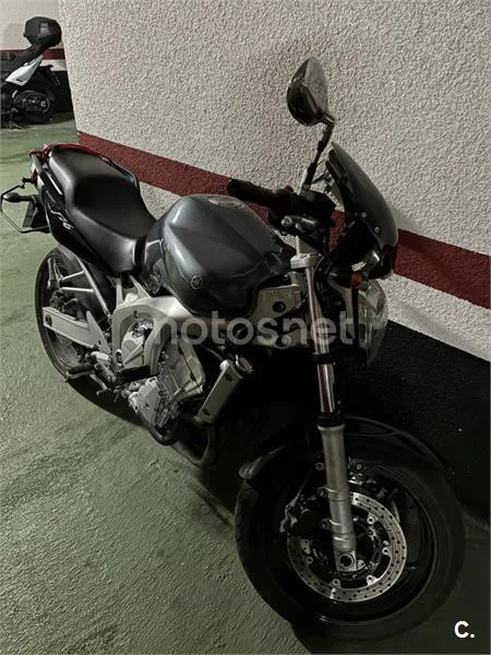 Yamaha FZ6 – Vista 3