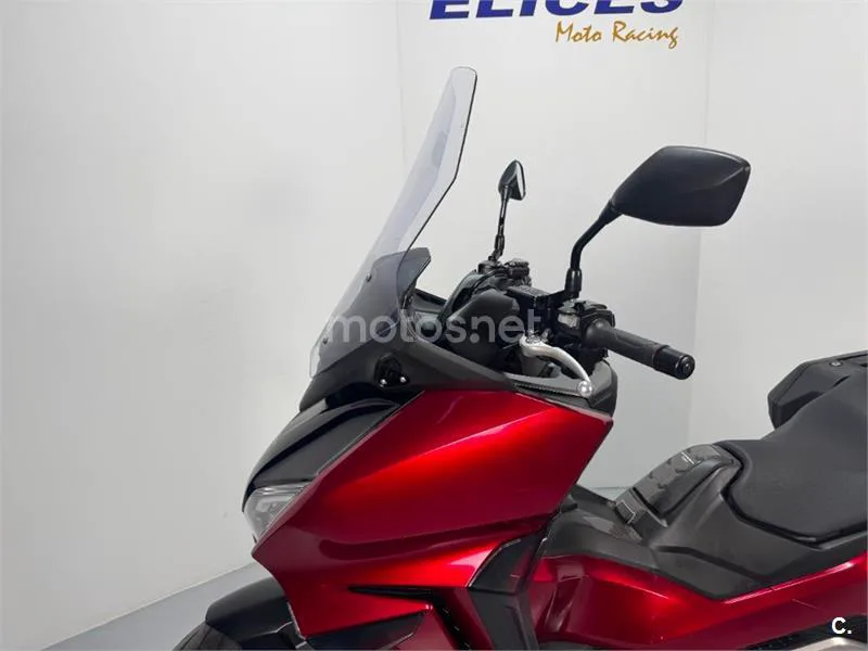 Honda Forza 750 – Vista 4
