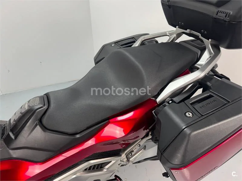 Honda Forza 750 – Vista 9