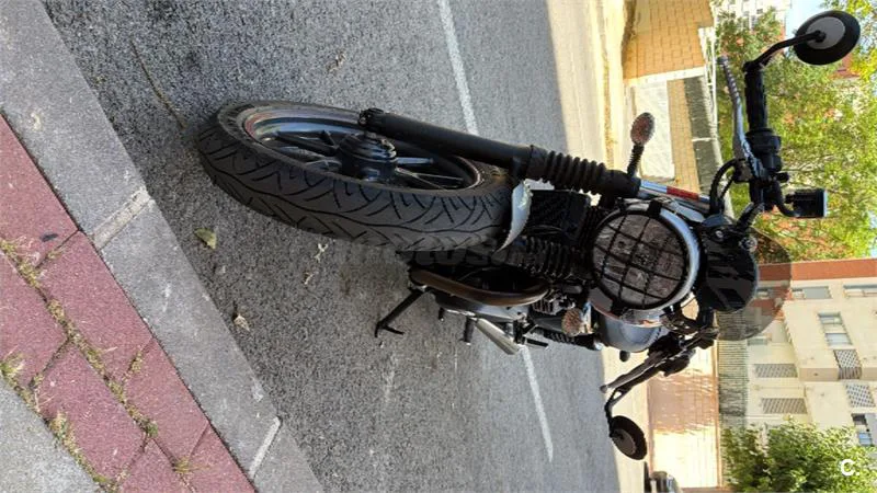 Triumph Street Twin – Vista 2
