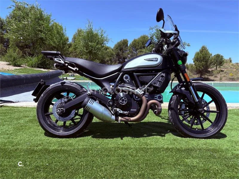 Ducati Scrambler – Vista 4