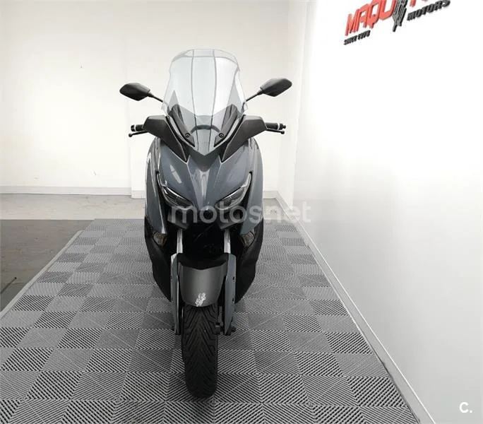 Yamaha XMAX 300 – Vista 3