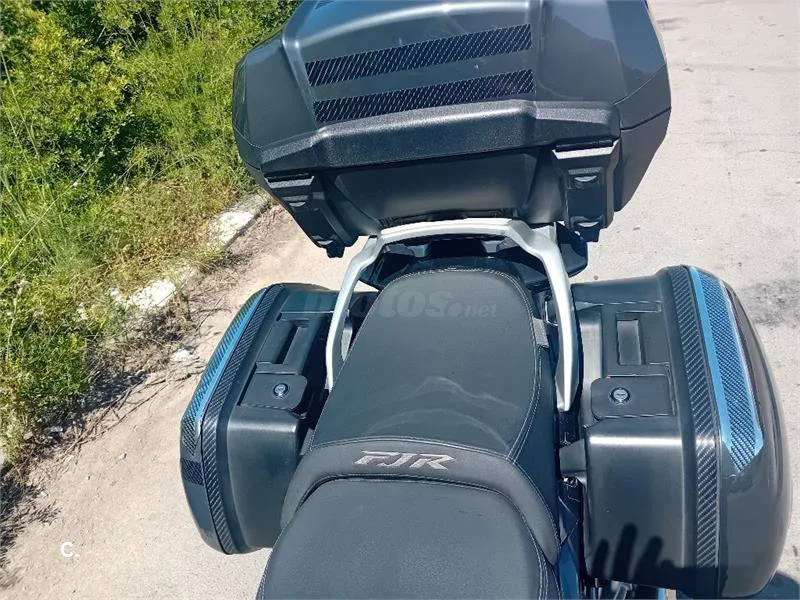 Yamaha FJR 1300 AE – Vista 2