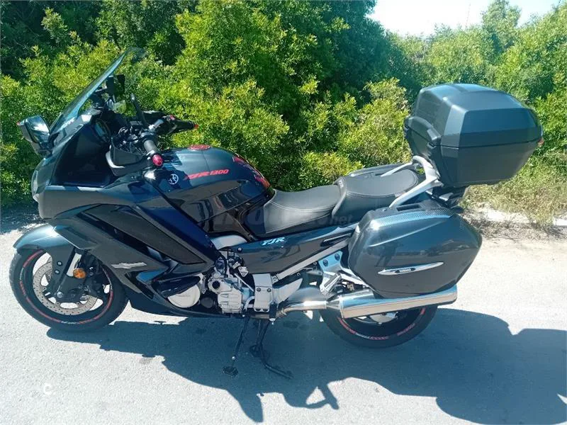 Yamaha FJR 1300 AE – Vista 8