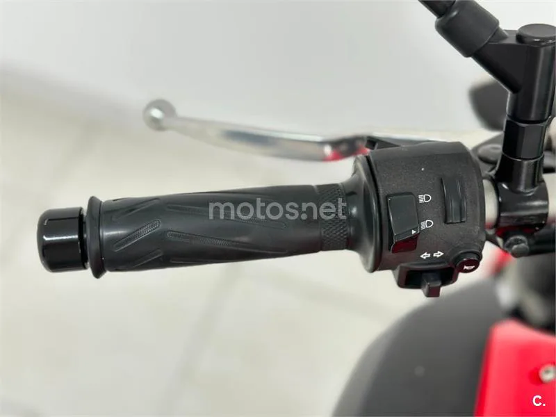 Yamaha MT-07 – Vista 20