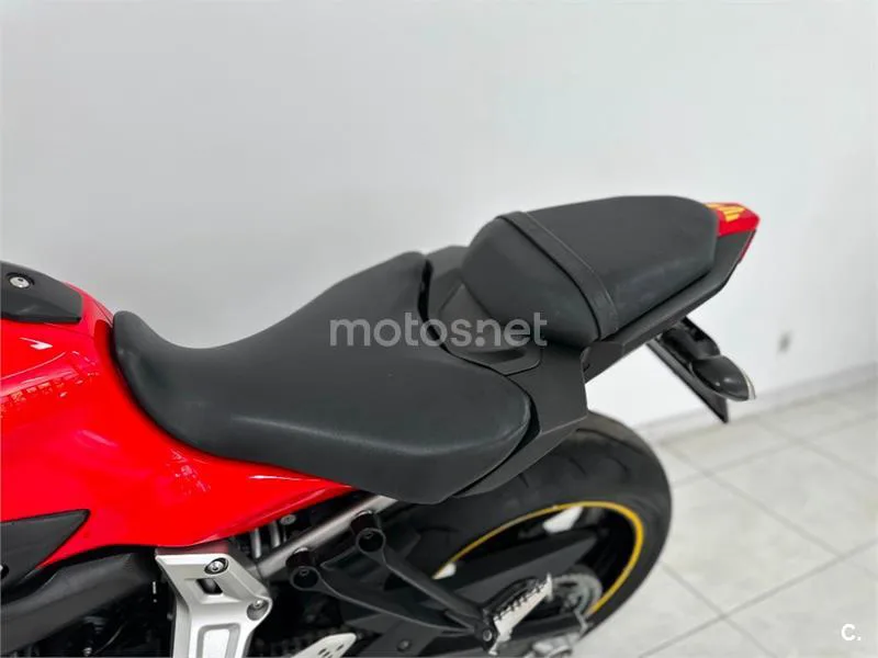 Yamaha MT-07 – Vista 25