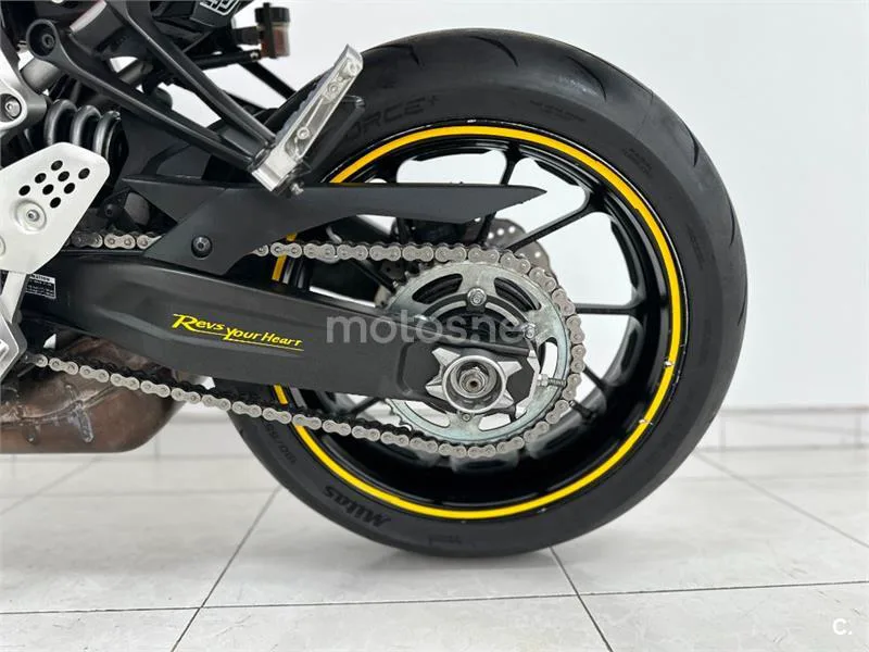 Yamaha MT-07 – Vista 27