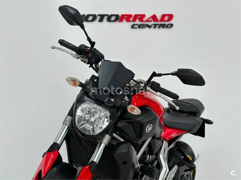 Yamaha MT-07 – Vista 6