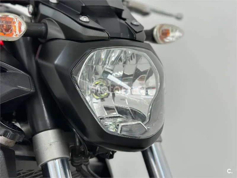 Yamaha MT-07 – Vista 9