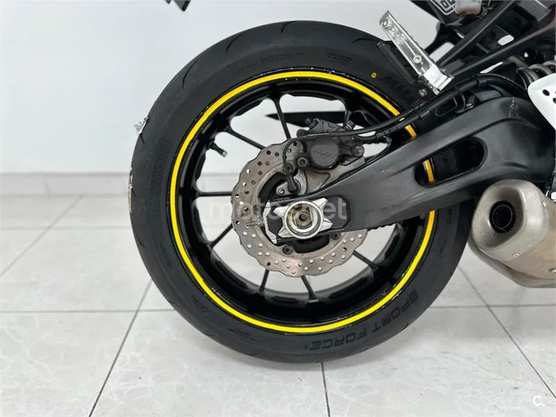 Yamaha MT-07 – Vista 10