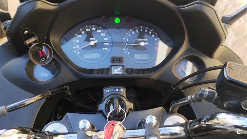 Honda CBF 600 S – Vista 4