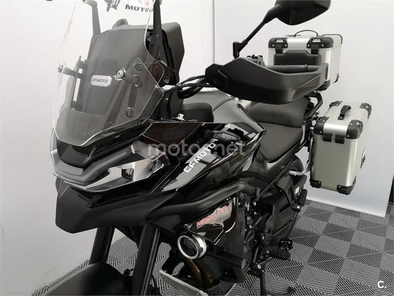 CFMOTO 800MT – Vista 18