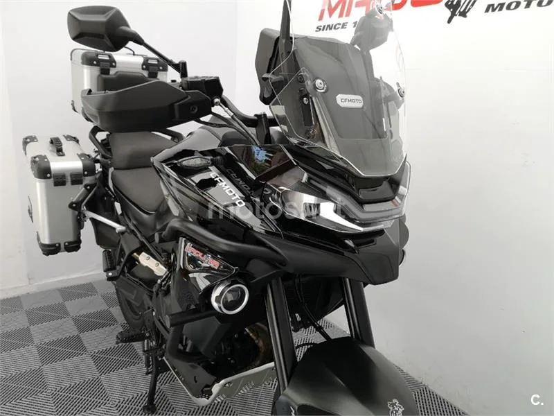 CFMOTO 800MT – Vista 3