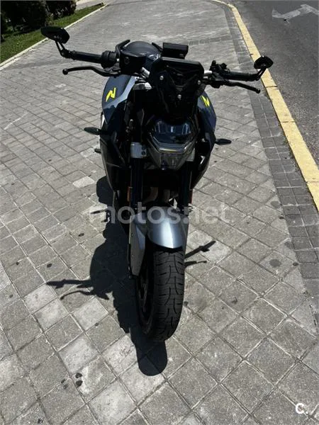 BMW F 900 R – Vista 2