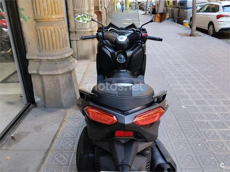 Yamaha XMAX 300 – Vista 16