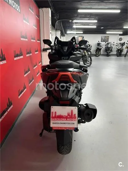 Honda Forza 350 – Vista 7
