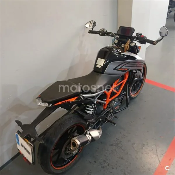 KTM 125 – Vista 18
