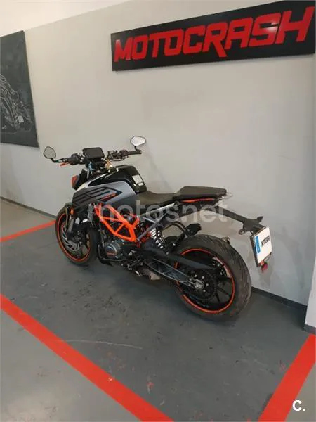 KTM 125 – Vista 5