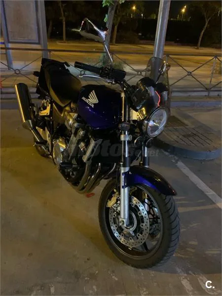 Honda CB 1300 – Vista 4