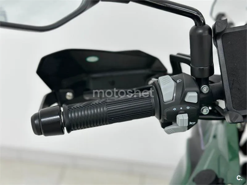 Benelli TRK 502 – Vista 22