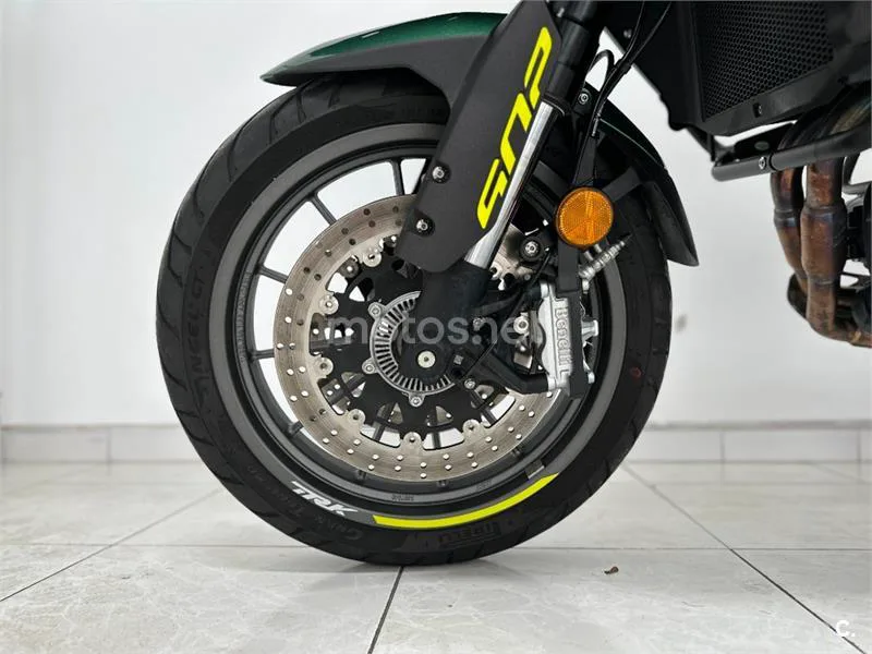Benelli TRK 502 – Vista 26