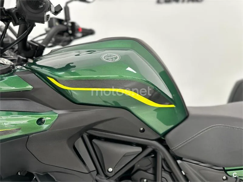 Benelli TRK 502 – Vista 29