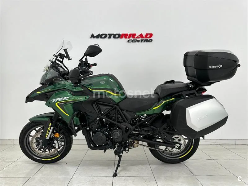 Benelli TRK 502 – Vista 4