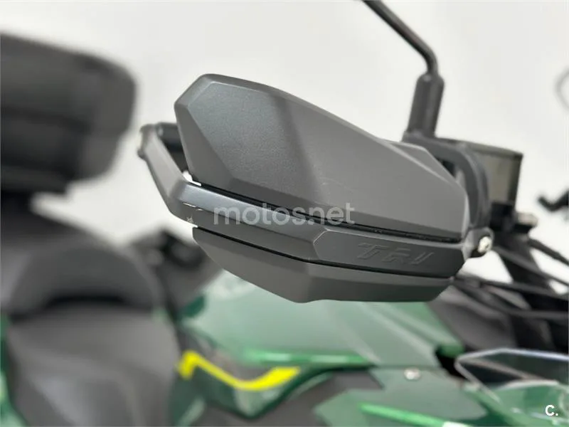 Benelli TRK 502 – Vista 38