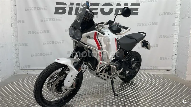 Ducati DesertX – Vista 3