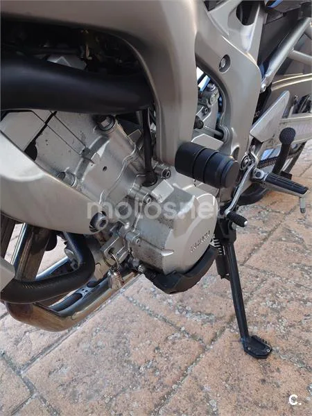 Yamaha FZ6 Fazer – Vista 5