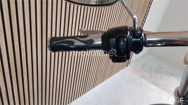 Harley-Davidson Dyna Fat Bob – Vista 22