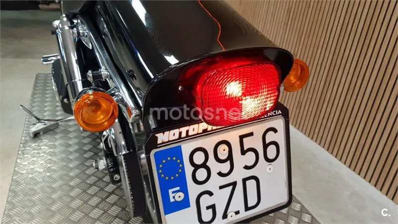 Harley-Davidson Dyna Fat Bob – Vista 45