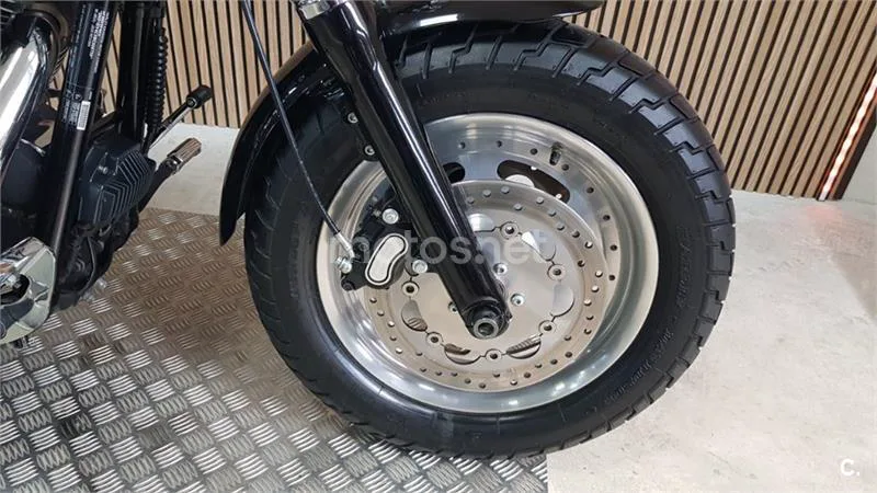 Harley-Davidson Dyna Fat Bob – Vista 7