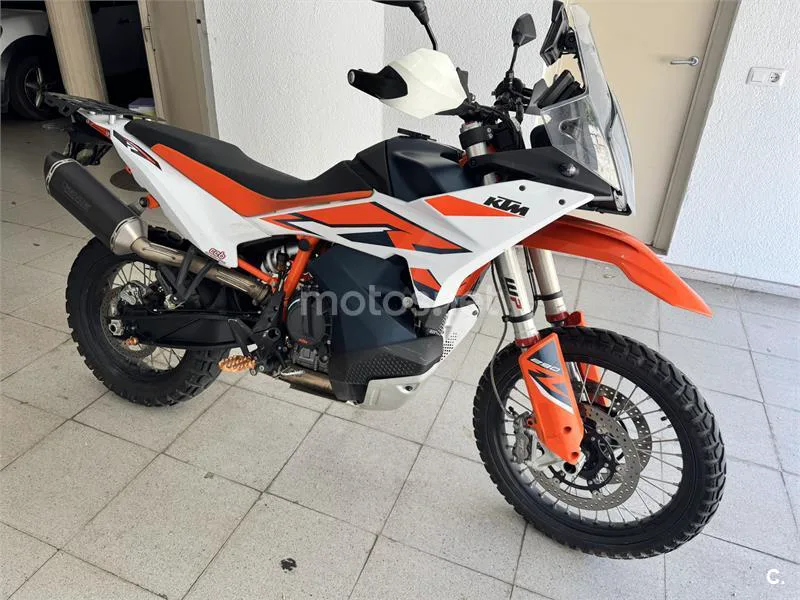 KTM 890 – Vista 6