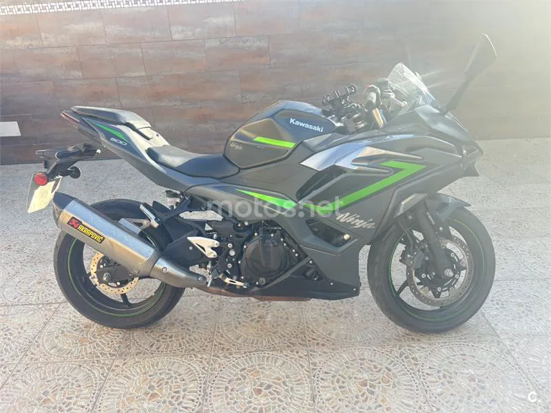 Kawasaki Ninja 500 – Vista 2