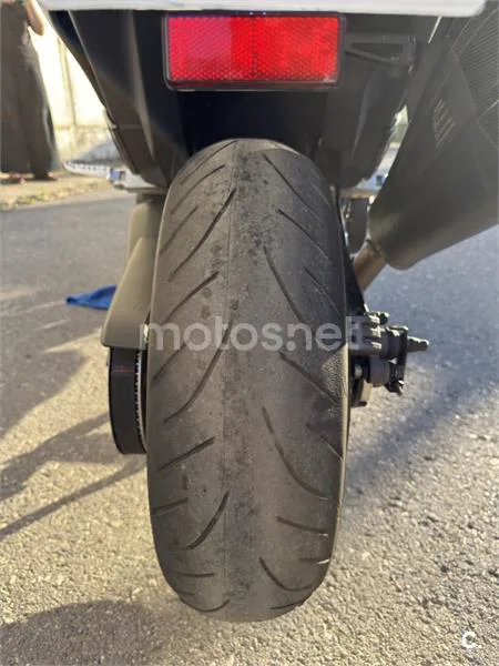 Yamaha TMAX 530 – Vista 12