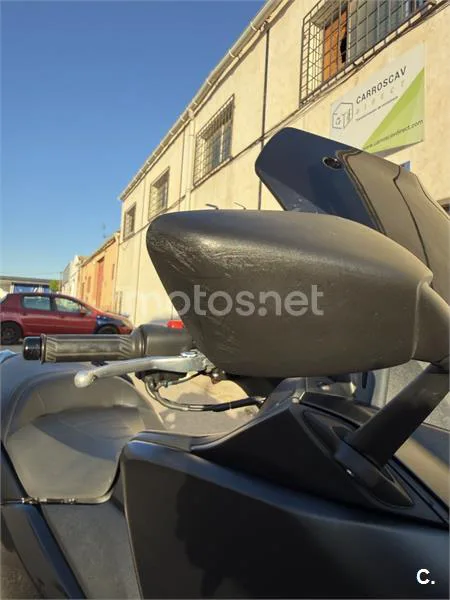 Yamaha TMAX 530 – Vista 17
