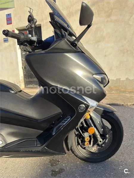 Yamaha TMAX 530 – Vista 5