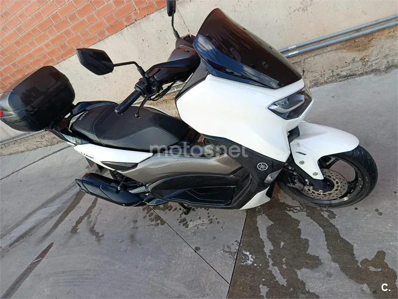 Yamaha NMAX – Vista 3